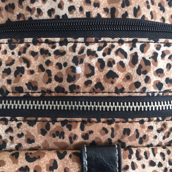 Vintage Leopard Backpack - Picture 6 of 10